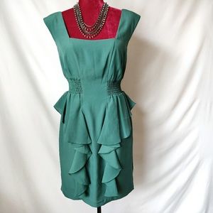 ⬇️ EUC Jessic Simpson | Peplum Sheath dress